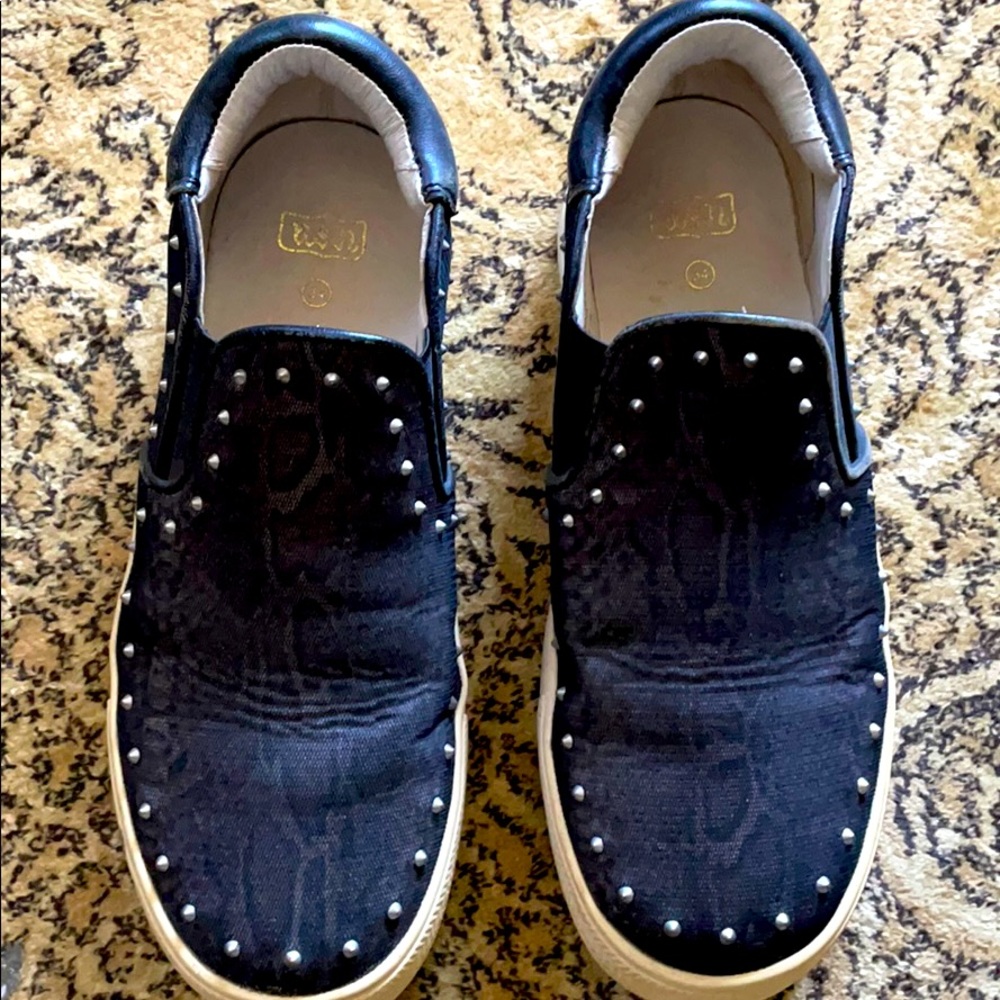 Girls ASH studded sneakers